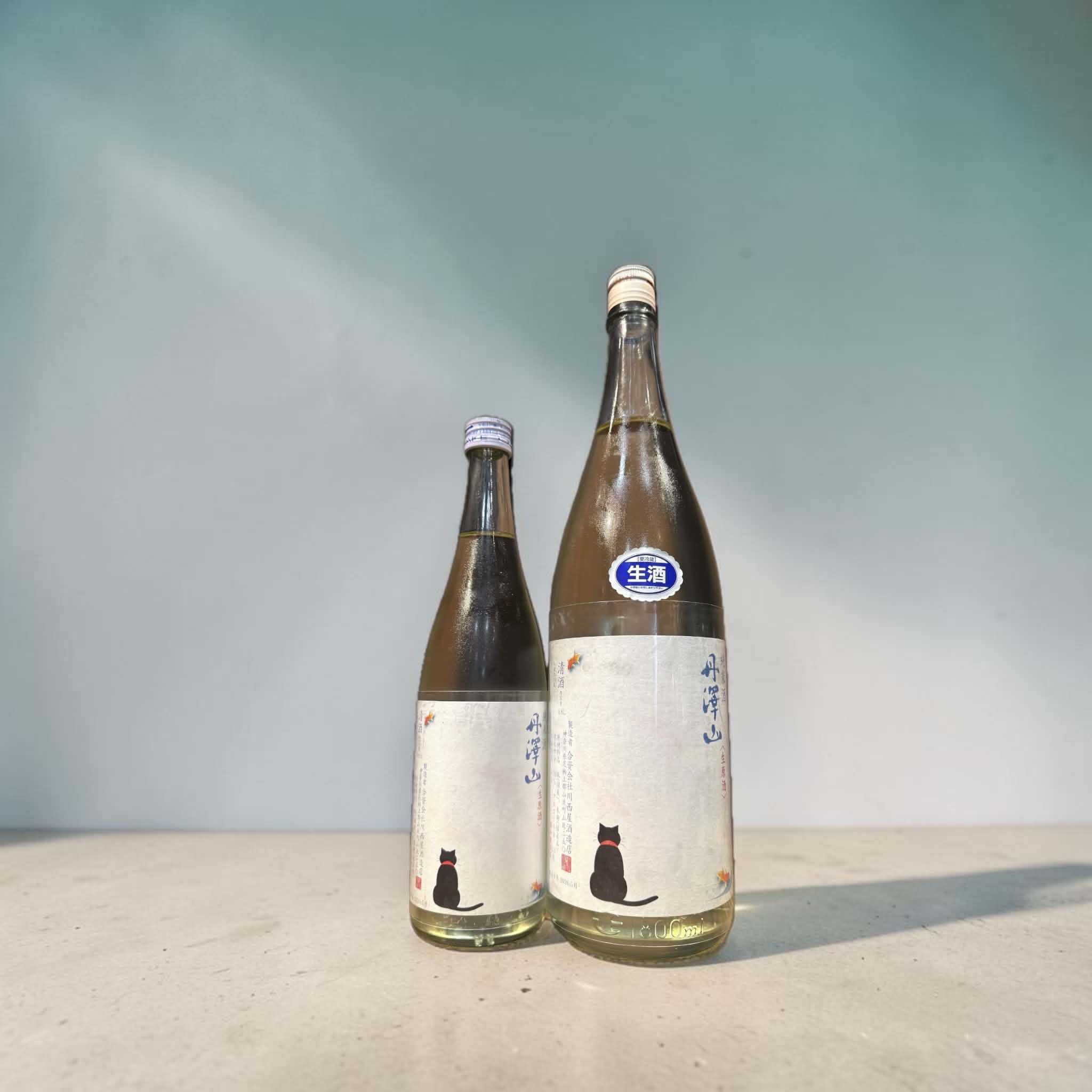 丹澤山 猫と金魚　純米生原酒　1800ml