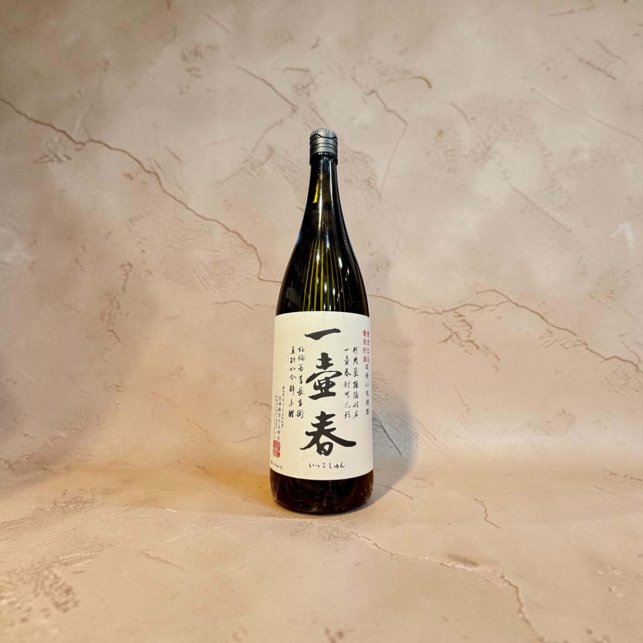 一壷春（いっこしゅん）芋焼酎    1800ml