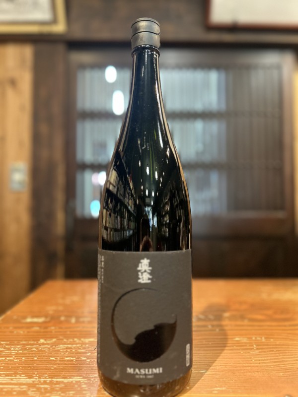 真澄　漆黒KURO　純米吟醸　1800ml