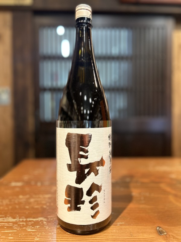 長珍　GOLDラベル　特別純米　1800ml